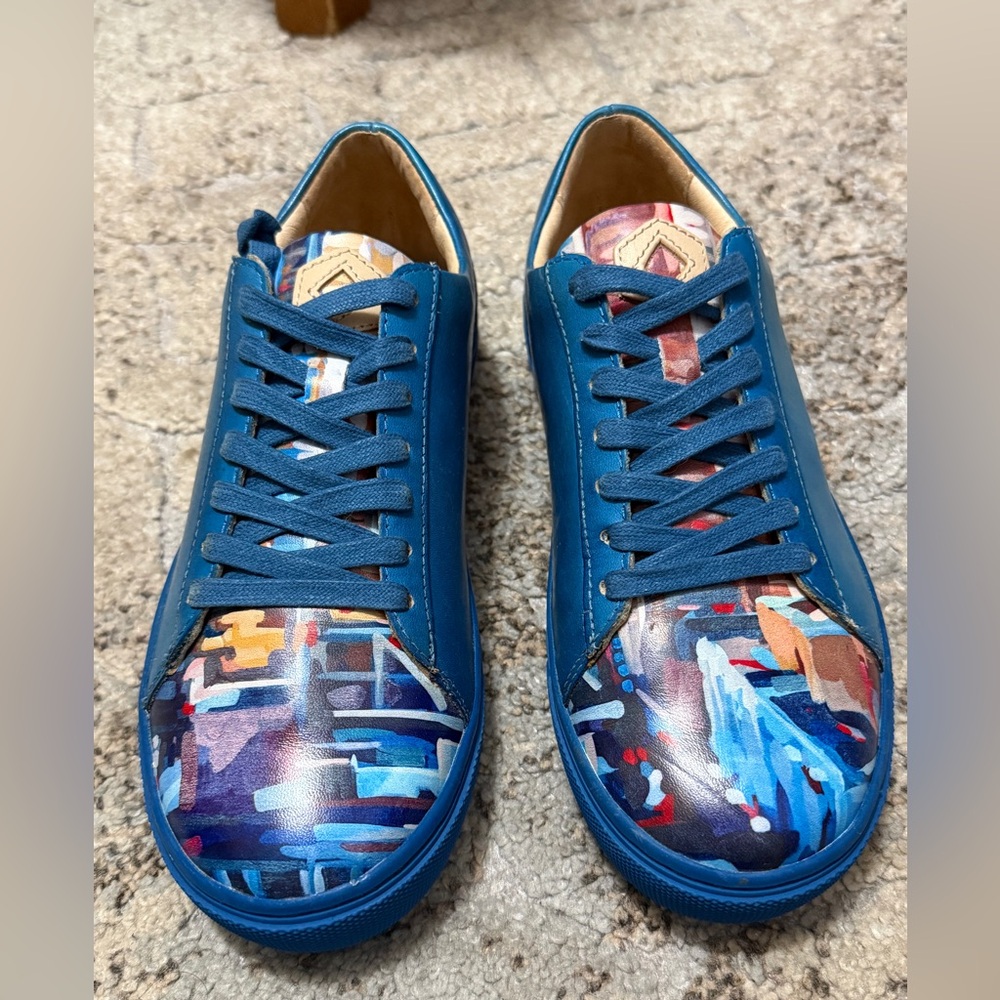 SIX HUNDRED FOUR LEATHER SNEAKERS NWOT 5 US-M / 6.5 US W